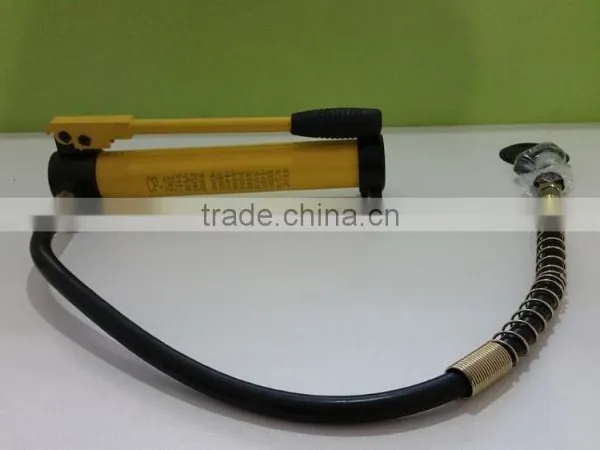 Light Weight Hand Operated Hydraulic Pump Hand Pump photo-3
