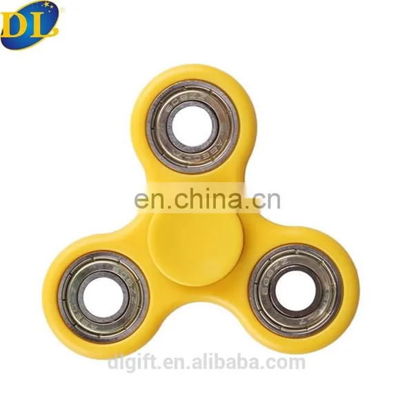 2017 America Popular Toy Led Light Plastic Game Wind Spinner for Adult