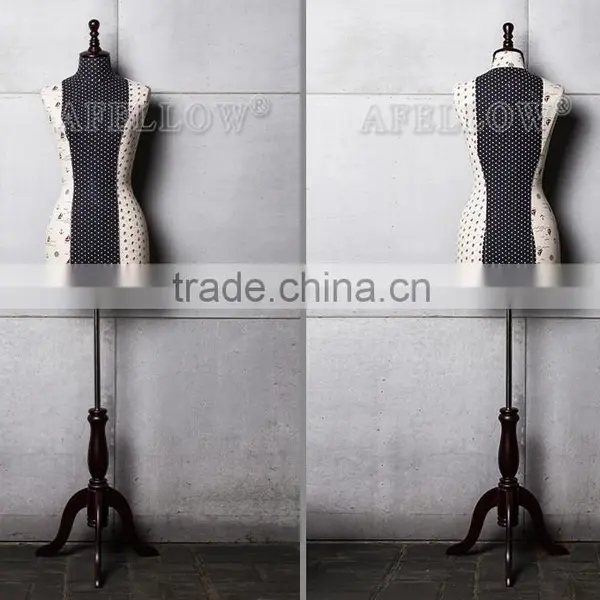 Fiberglass Colorful Torso Female Mannequins for Wedding photo-3