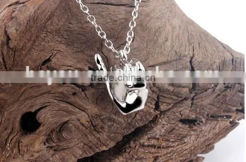 AKA Pinkie up Necklace Hip Hop Hand Pendant Necklace Choker Jewelry Palm Necklace Quality Choice photo-3