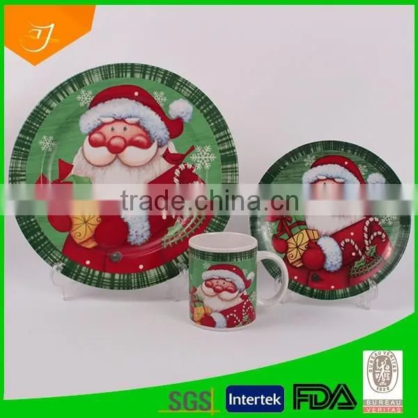 Green Dinnerware Christmas photo-2
