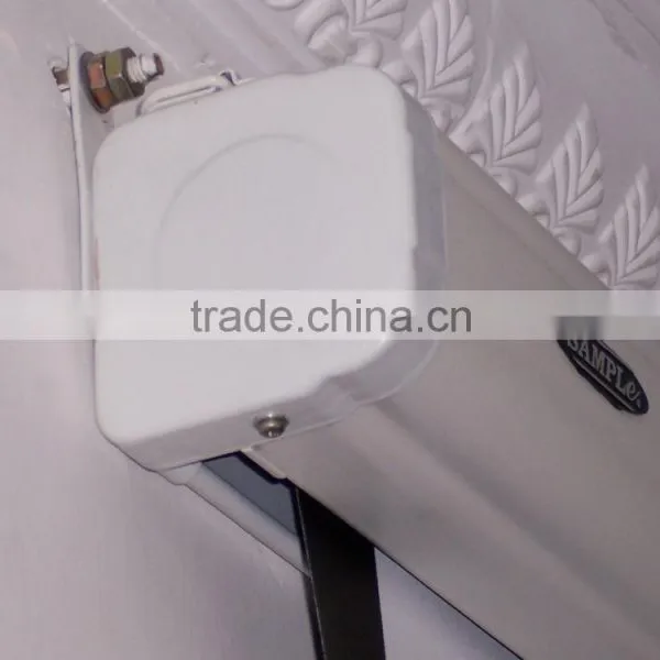 Scraping White Plastic Manual Screen Wall Mount Touch Projection Screen photo-4