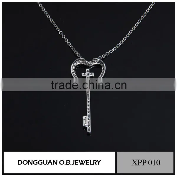 Custom Fashionable 925 Silver Charm Key Pendant Necklace photo-2