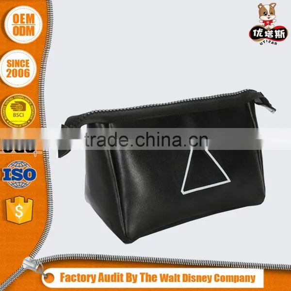 Weekender Cosmetic Bag With Your Custom Logo and OEM Design From China Suppliers