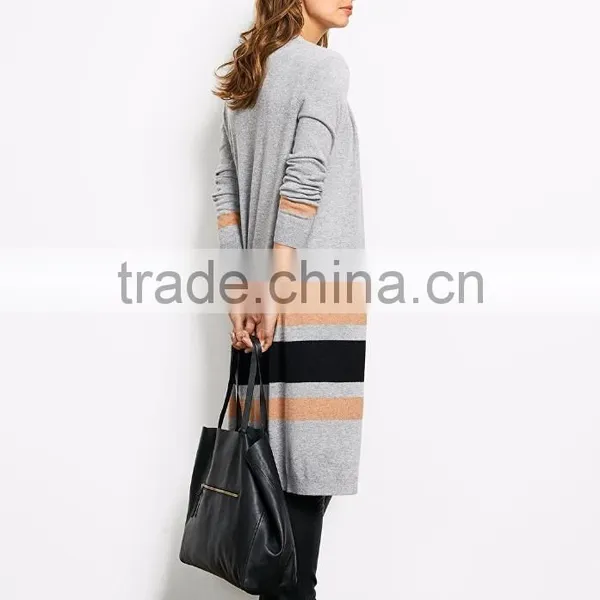 Women Two Colors Custom Knitted Sweaters Design Of Hand Knitting Sweater Fashion Korean Knitwear photo-3