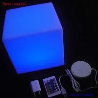 Illuminated Led Plastic Cubes Display photo-2