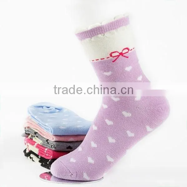High Quality Love Heart Design Soft Cotton Women Socks