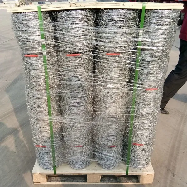 Low Price Barbed Wire Length Per Roll Barb Wire Fencing 500 Meters photo-6