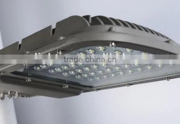 Low Voltage Multifunctional Led Road Light Luminaire Outdoor Lighting photo-5
