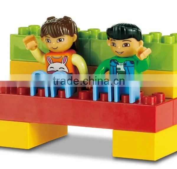 Life and Structure With 440 Pcs Brick Accessories photo-2