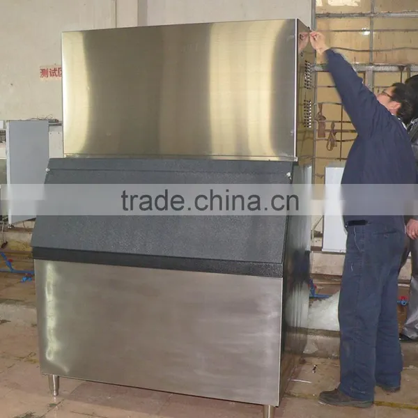 Ice Maker Machine Produces Ice Cube 25 by 25 mm photo-2