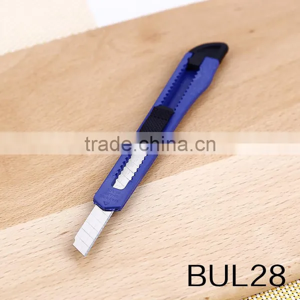 2017 Hot Sale Auto Retractable Safety Cutter Knife photo-5