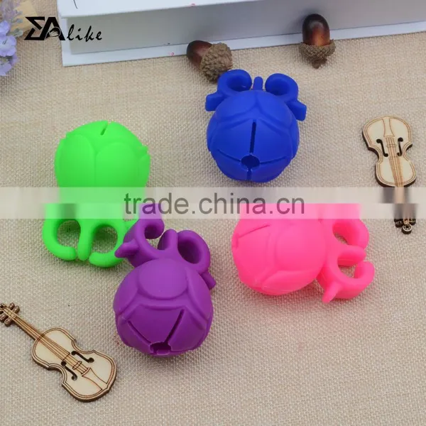 Custom Acrylic Rubber Silicone Wearable Nail Polish Bottle Holder photo-6