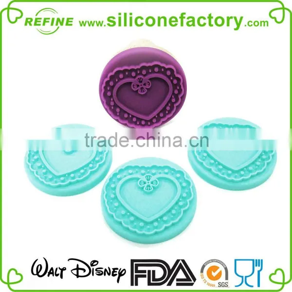 Popular Round Shape Wood Handle Giant Silicone Cookie Stamp photo-6