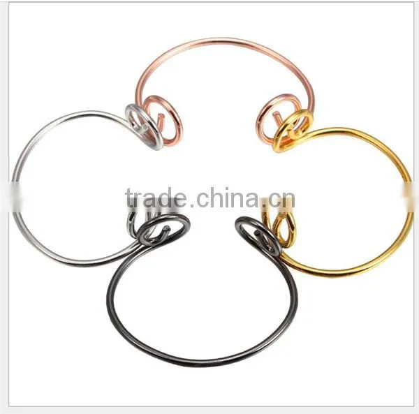 Wholesale Unisex Magnetic Rose Gold Open Bangle Jewelry Straitjacket Bracelet for Women photo-4