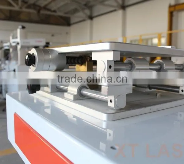 Optical Fiber Laser Marker Fiber 20w Laser Marking Machine Metal and Nonmetal Marker Hot Slae photo-3