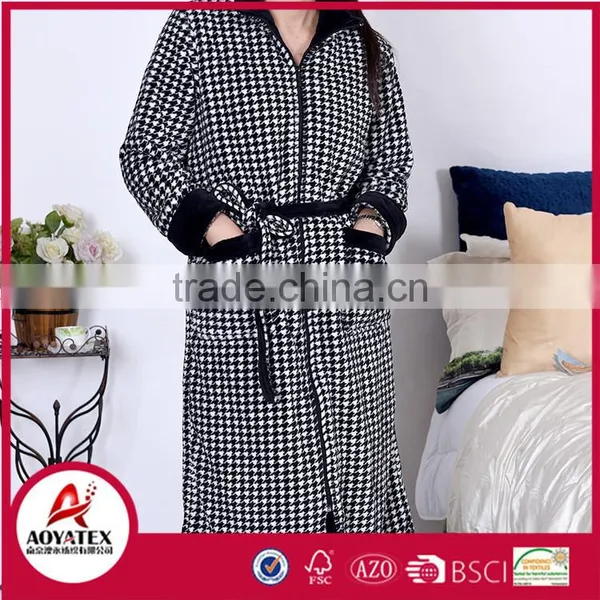 Houndstooth Printed Coral Fleece Long Style Zipper Reversible Bathrobe photo-6