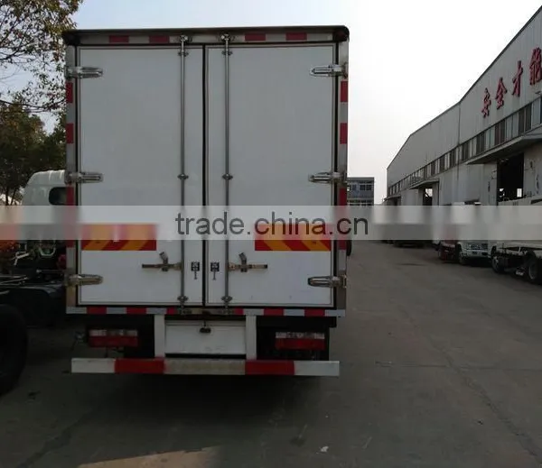 2016 NEW 3 Ton Small Cooling Van Refrigerated Freezer Truck for Sale photo-3