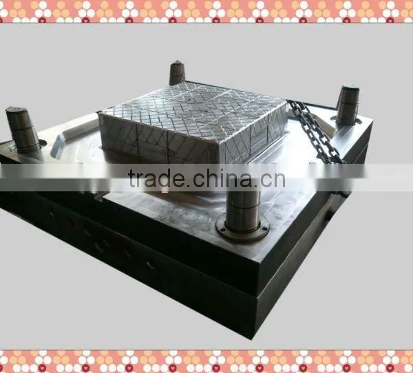 Plastic mould machine