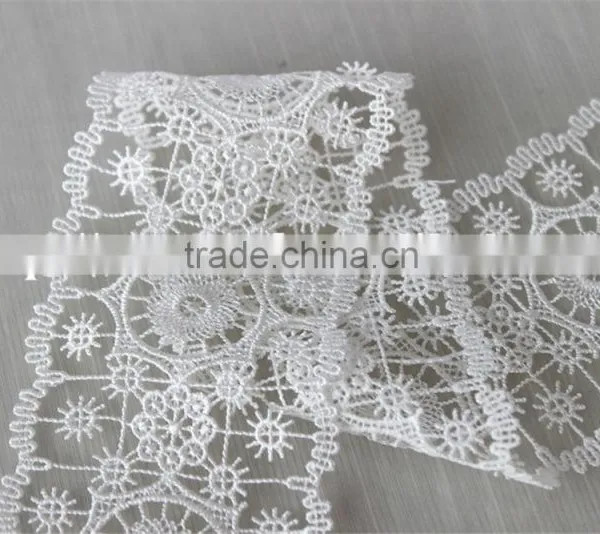 High Quality 100% Polyester Circles Embroidery Designs Flower Lace photo-3