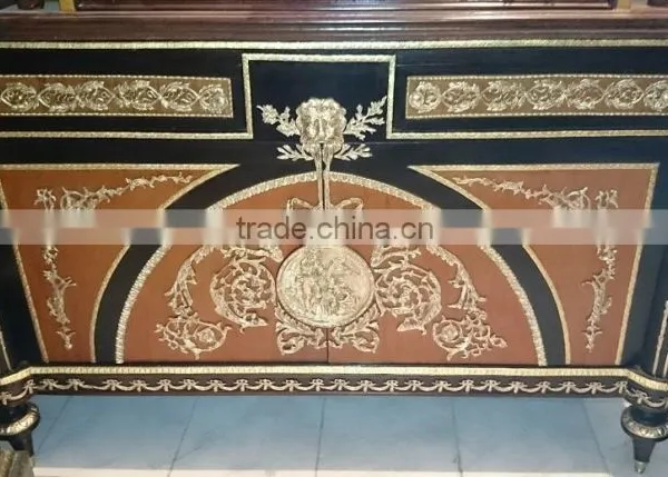antique reproduction furniture