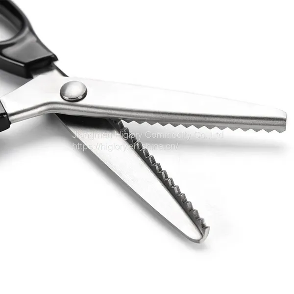 Hot Selling on Amazon Professional Household Sewing Serrated Blade Cutting Cloth Tailor Scissor photo-4