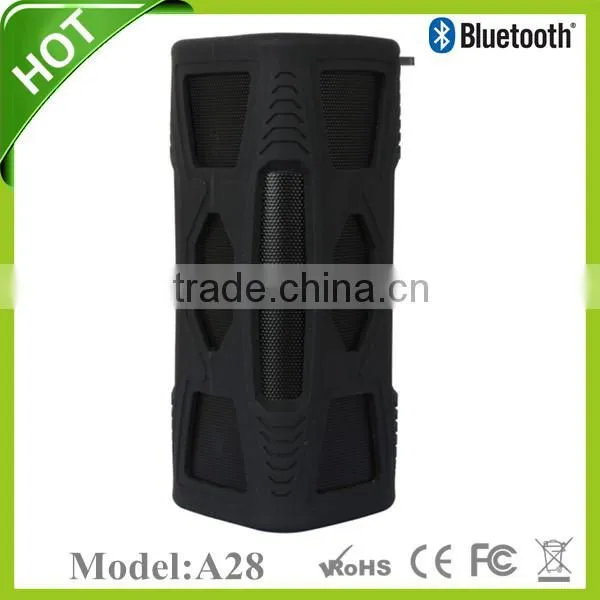 Factory Wholesales Wireless Portable Music High-end Bluetooth Speaker With Silicone Case Remote Clock photo-4