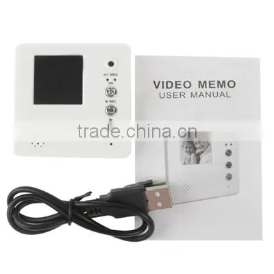 Recording up to 30 Seconds of Video 1.44 Inch Screen Digital Video Memo photo-6