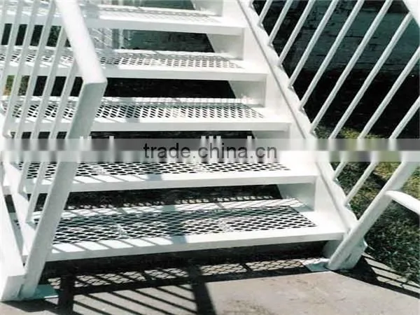 Aluminum Alloy Perforated Mesh Panels Making Machine photo-5