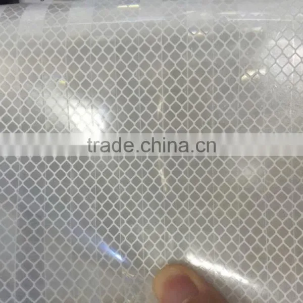 China Dongguan Colorful no Seams Reflective Pvc Vinyl Rolls photo-3