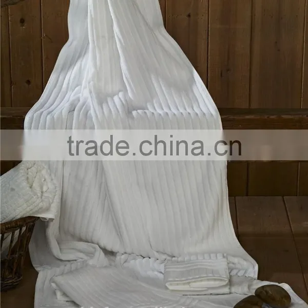 Wholesale High Quality Cotton White Terry Piano Key Jacquard Bath Towel photo-5