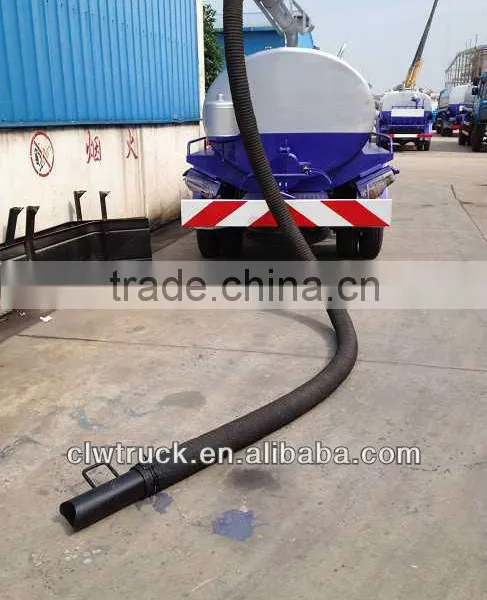 CLW 3-4cbm Fecal Suction Truck
