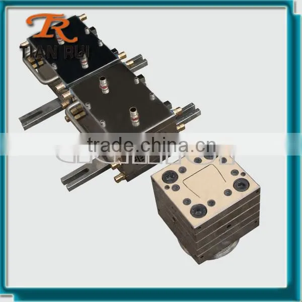 Plastic Extrusion Tooling For Cable Channel Profile photo-3