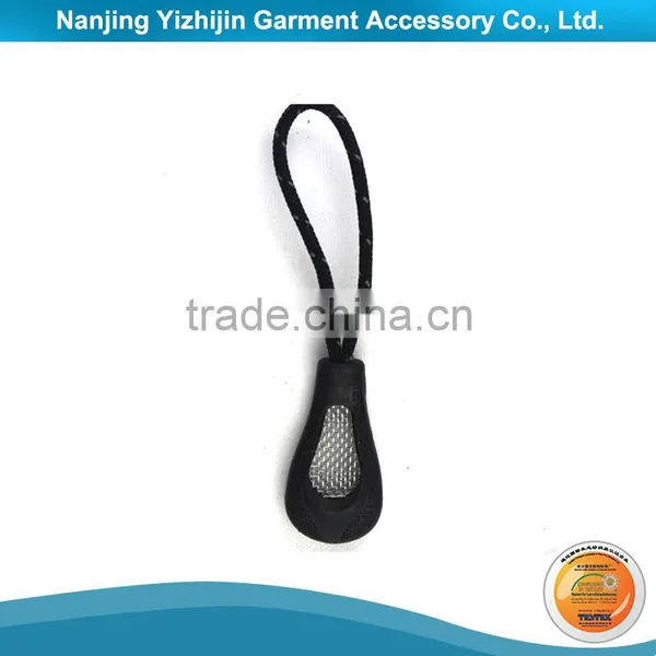 China Product Custom Metal Plastic Zipper Puller photo-3