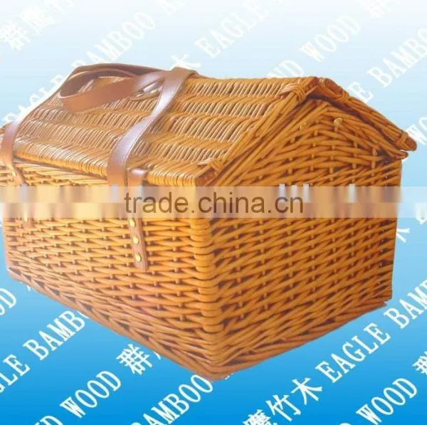 picnic hamper