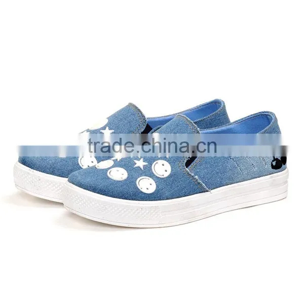 Newest China Canvas Shoe Woman Trainers Shoes 2017 photo-3