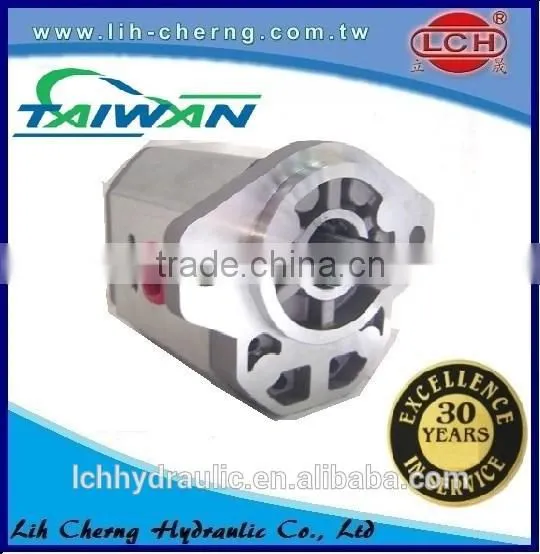 China Supplier Tractor Harvestor Gear Pump photo-3