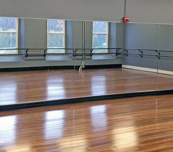 Hot Selling Luxury Dance Studio Full Wall Silver Decorative Mirror With Home Decor Safety Gym Tempered Glass Mirror photo-4