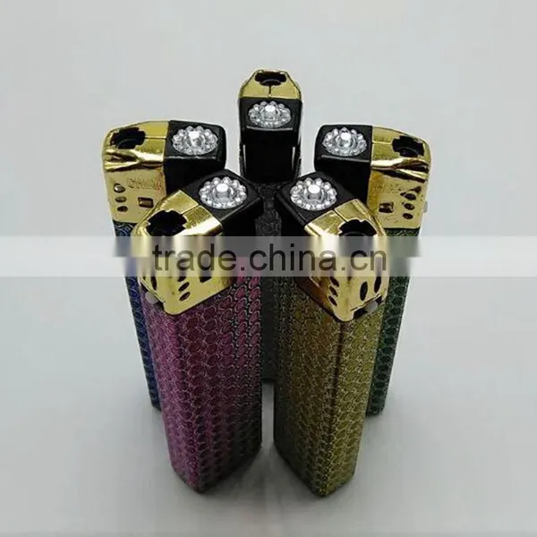 Bright Colors Gold Cap Windproof Cigarette Case With Win Lighter Rhinestone photo-4