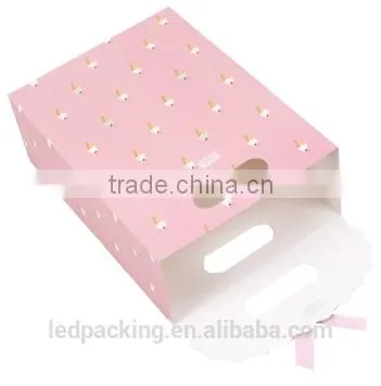 Lovely Christmas Paper Gift Bags,Birthday Party Package photo-3