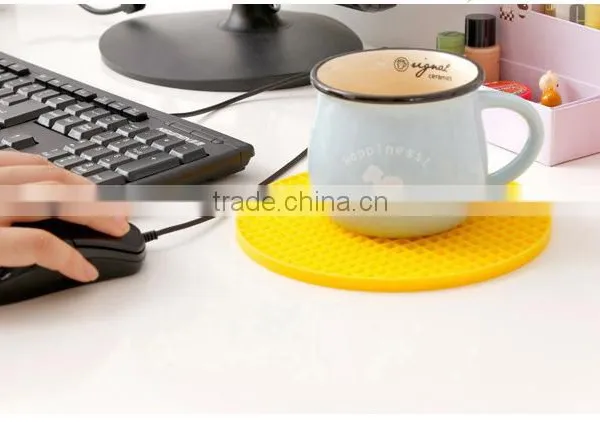 Cute Non-slip Kitchen Utensils Silicone Hot Pot Pad photo-5