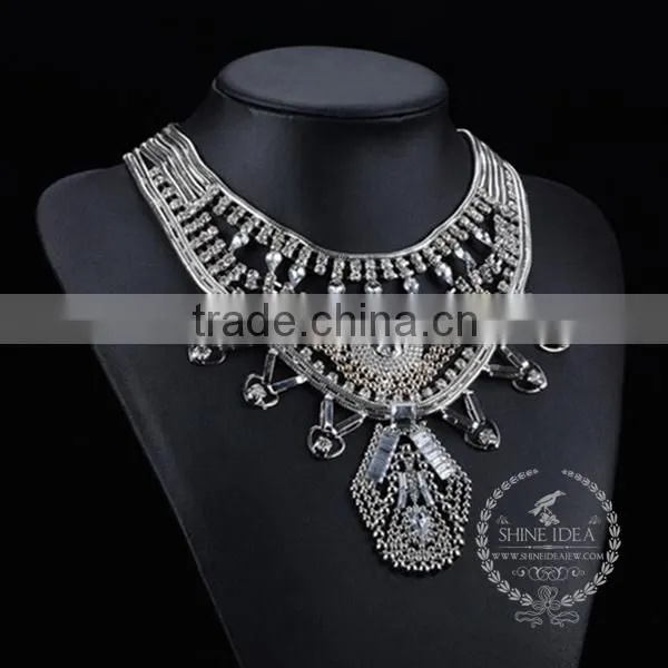 High Quality Vintage Rhinestone Chunky Statement Necklace Tin Alloy Fashion Women Pendant Necklace 6390055 photo-3