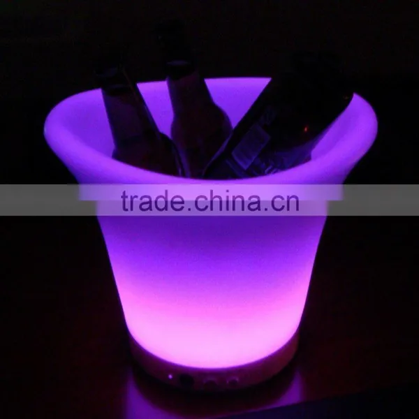 Remote Control Colour Changing LED Ice Bucket Luminated Drinks Holder photo-3