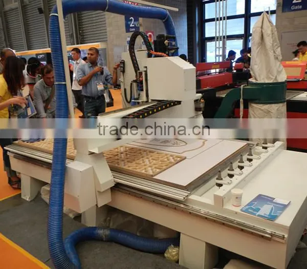 1300*2500*200mm ATC With 6 Tools Change Wood Stair Woodworking Cnc Router photo-3