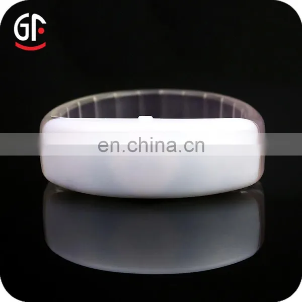 Hochzeit Souvenirs 433/868/915MHz RGB Wristband RFID Remote photo-6