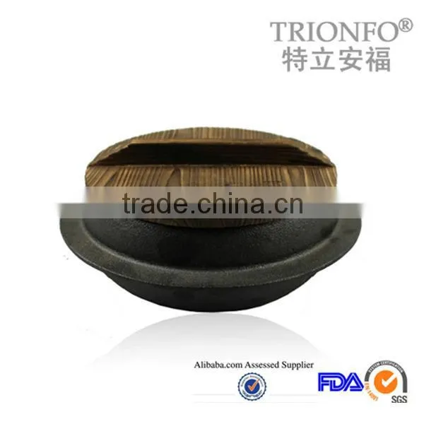 TRIONFO New Design Pre-seasoned Cast Iron Soup Pot With Wood Lid