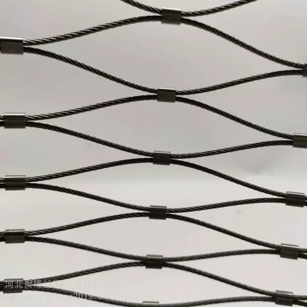 Factory Supply 306 Ss Wire Mesh Rope / Bird Netting Cable Mesh / Hand Woven Flexible Stainless Steel Bundles in Wooden Box