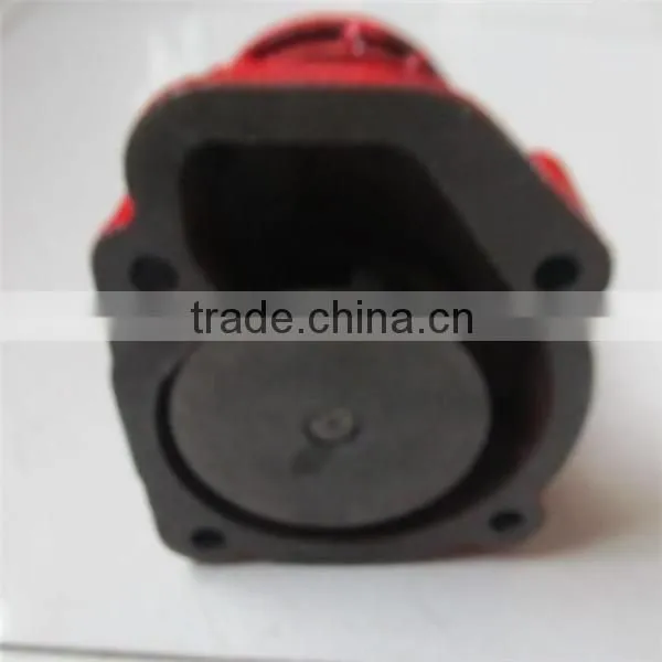 UTB-650 Cooling Water Pump Made in China 2402.11.0320 photo-3