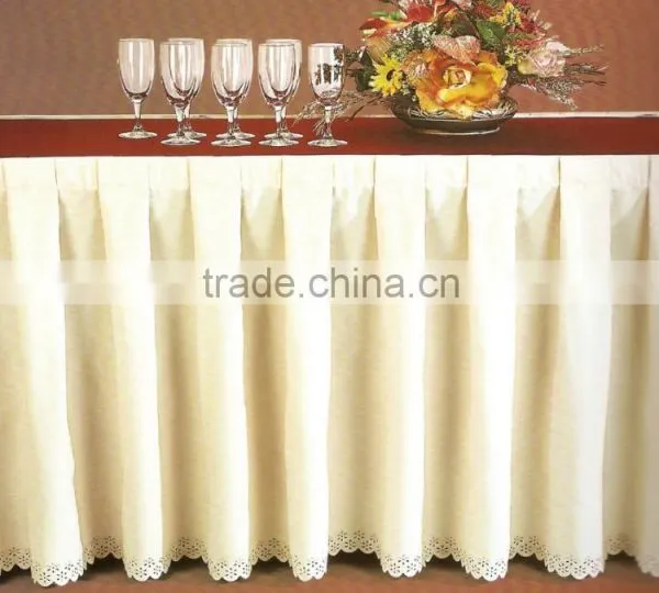 Elegant Box Pleats Table Cover With Scallop Edge for Meetings