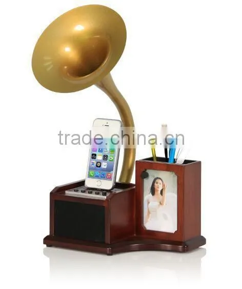 Vintage Gramophone Speaker for Iphone /ipod Player photo-2
